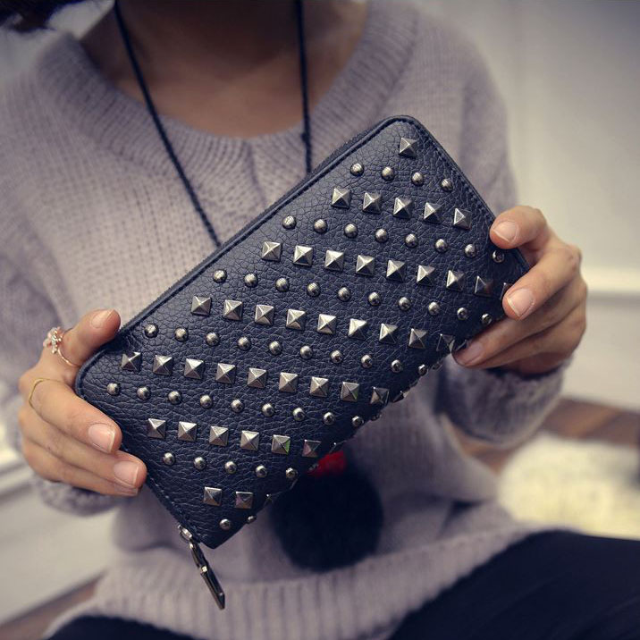 Women Bags Guess - 女性のための高級パンクリベット,ヴィンテージ,多機能,コインポケット,カードホルダー,女性のハンドバッグ,有名ブランド