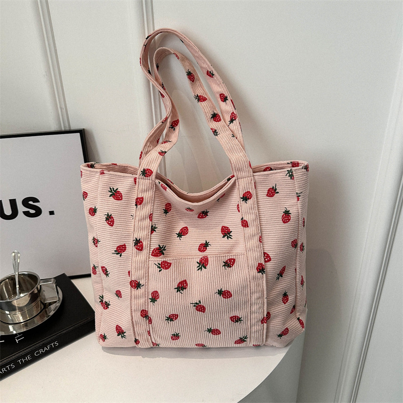 コーデュロイ ハンドバッグ イチゴ ビーチバッグ おしゃれ  - Women Bags Guess のレビューと価格