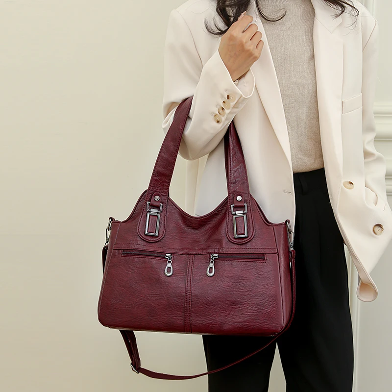 2024年 女性用 高級レザーショルダーバッグ トップハンド - Women Bags Guess のレビューと価格