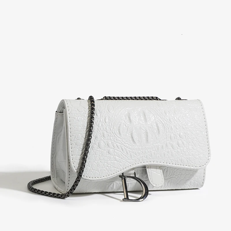 ファッションレディース クロコ柄 スパンコールチェーン クロ - Women Bags Guess のレビューと価格