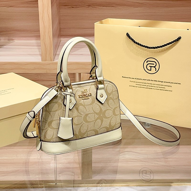 ブランドレディースハンドバッグシェルバッグ2025新作ハイエ - Women Bags Guess のレビューと価格